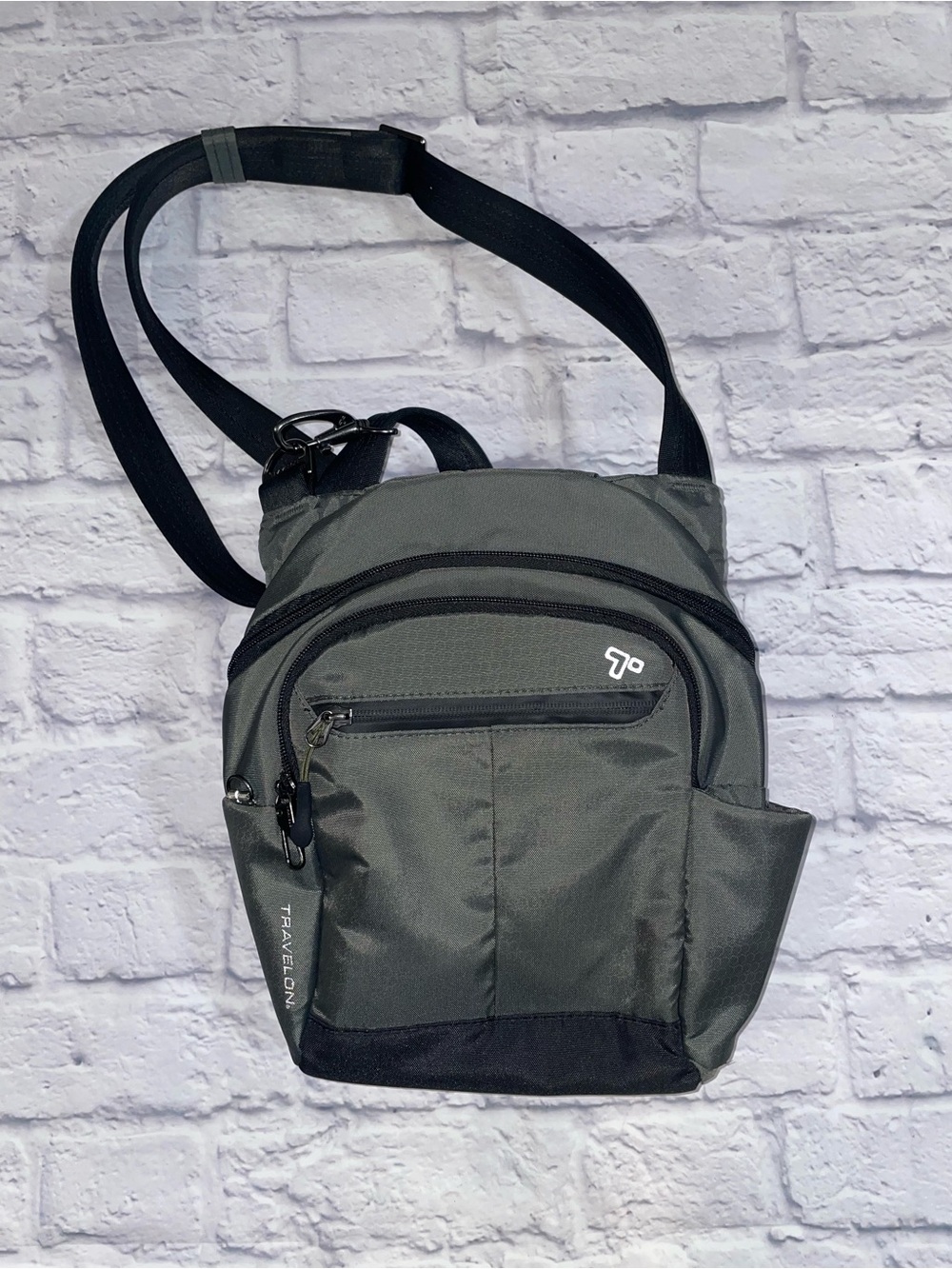 Travelon Anti-Theft Active® Tour Bag Charcoal